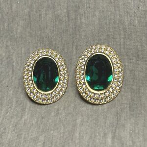 Vintage Green Glass & Rhinestone‎ Goldtone Clip On Statement Earrings